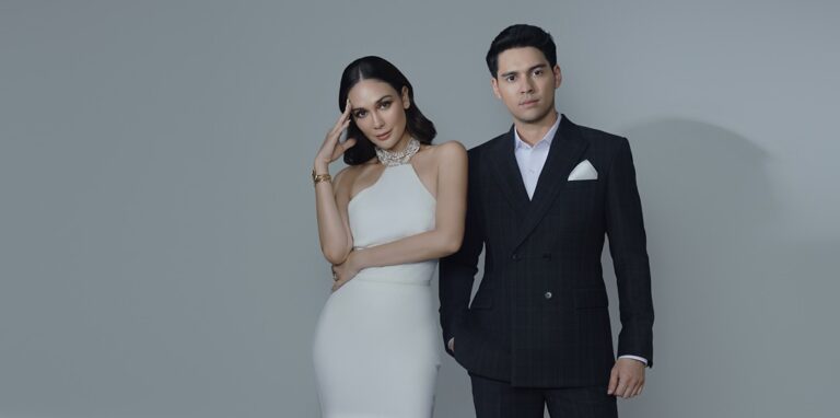 Luna Maya in Stuart Weitzman